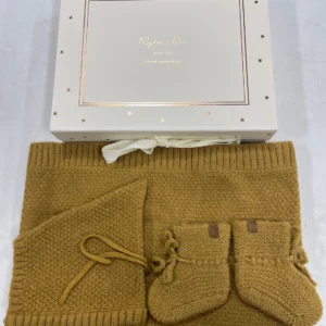 Knit Baby Gift Set: 82% Off Original Retail