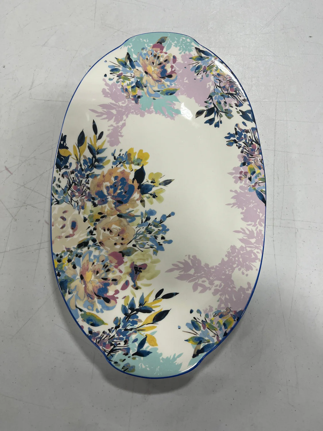 Assorted Large Table Top Plates: 85% Off Original Retail
